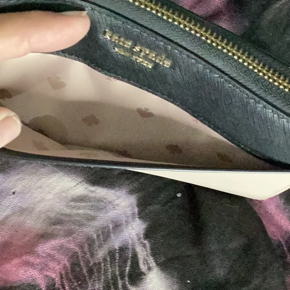 Kate Spade zip around long wallet in tan and black Saffiano leather - Picture 7 of 7